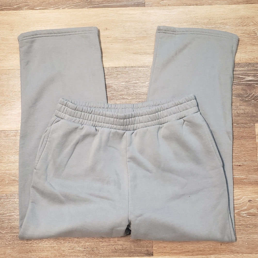 (107) Women's: XL Kyoyo Sweatpants- T14